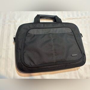 Targus Black Laptop Bag With Multiple Compartments (Good Condition)